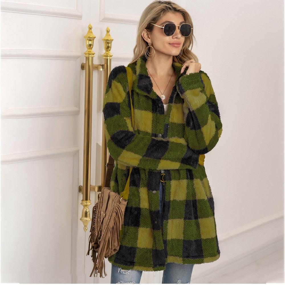 sobretudo-feminino-xadrez-elegancia-e-conforto-em-um-unico-produto-miss-bella-store-2.jpg